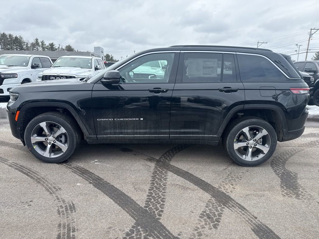 New 2026 Jeep Grand Cherokee Limited image 2