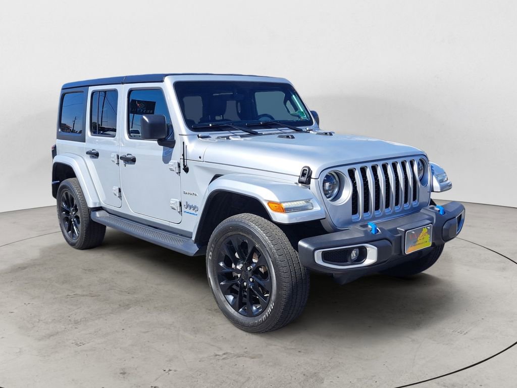 Used 2023 Jeep Wrangler Unlimited Sahara w/ Cold Weather Group AWD/4WD image 1