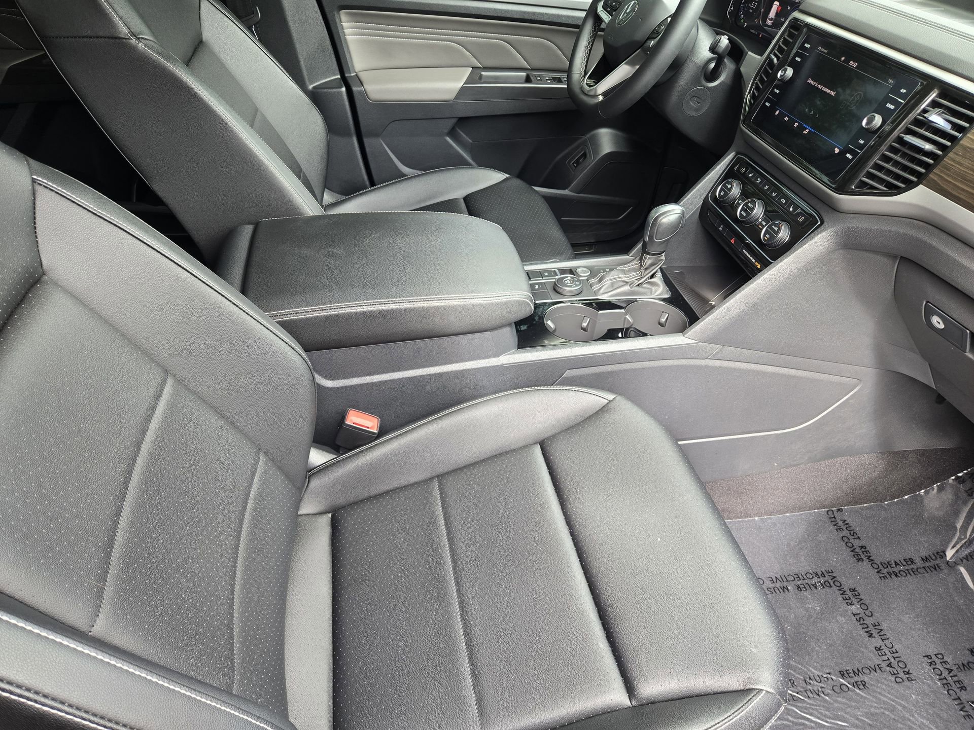 Used 2023 Volkswagen Atlas SE w/ Panoramic Sunroof Package image 14