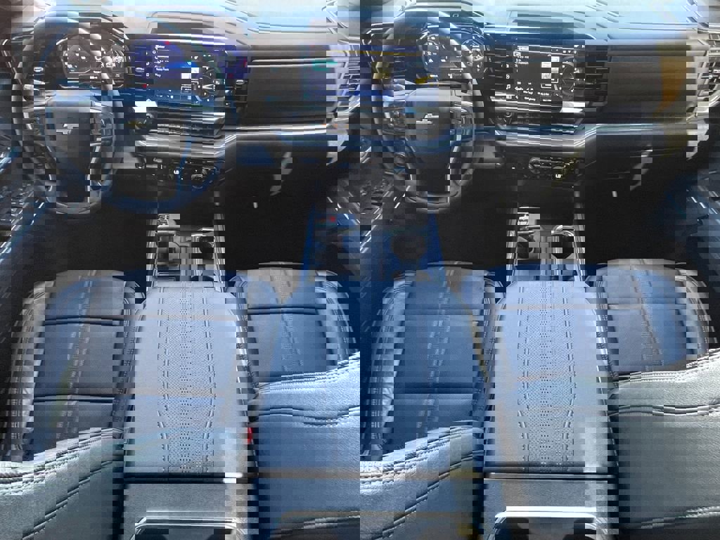 Certified 2025 Chevrolet Silverado 1500 High Country image 16