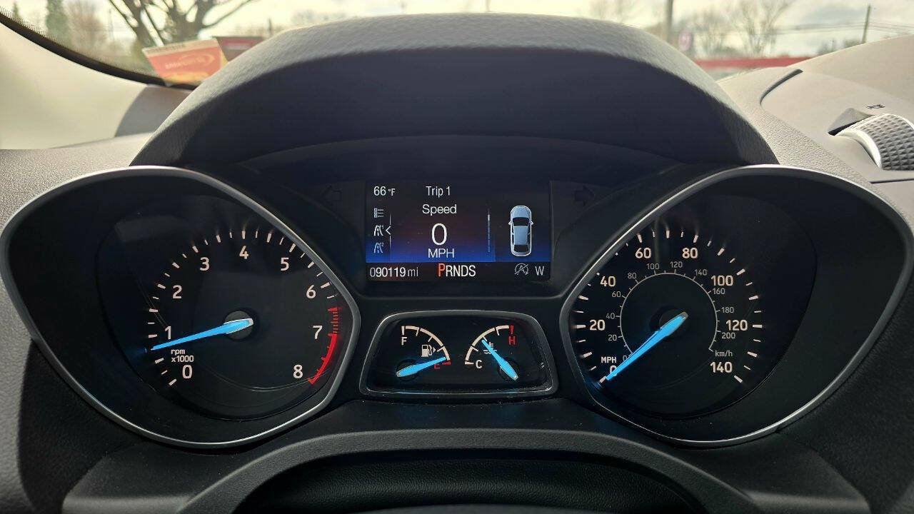 Used 2019 Ford Escape Titanium AWD/4WD image 33