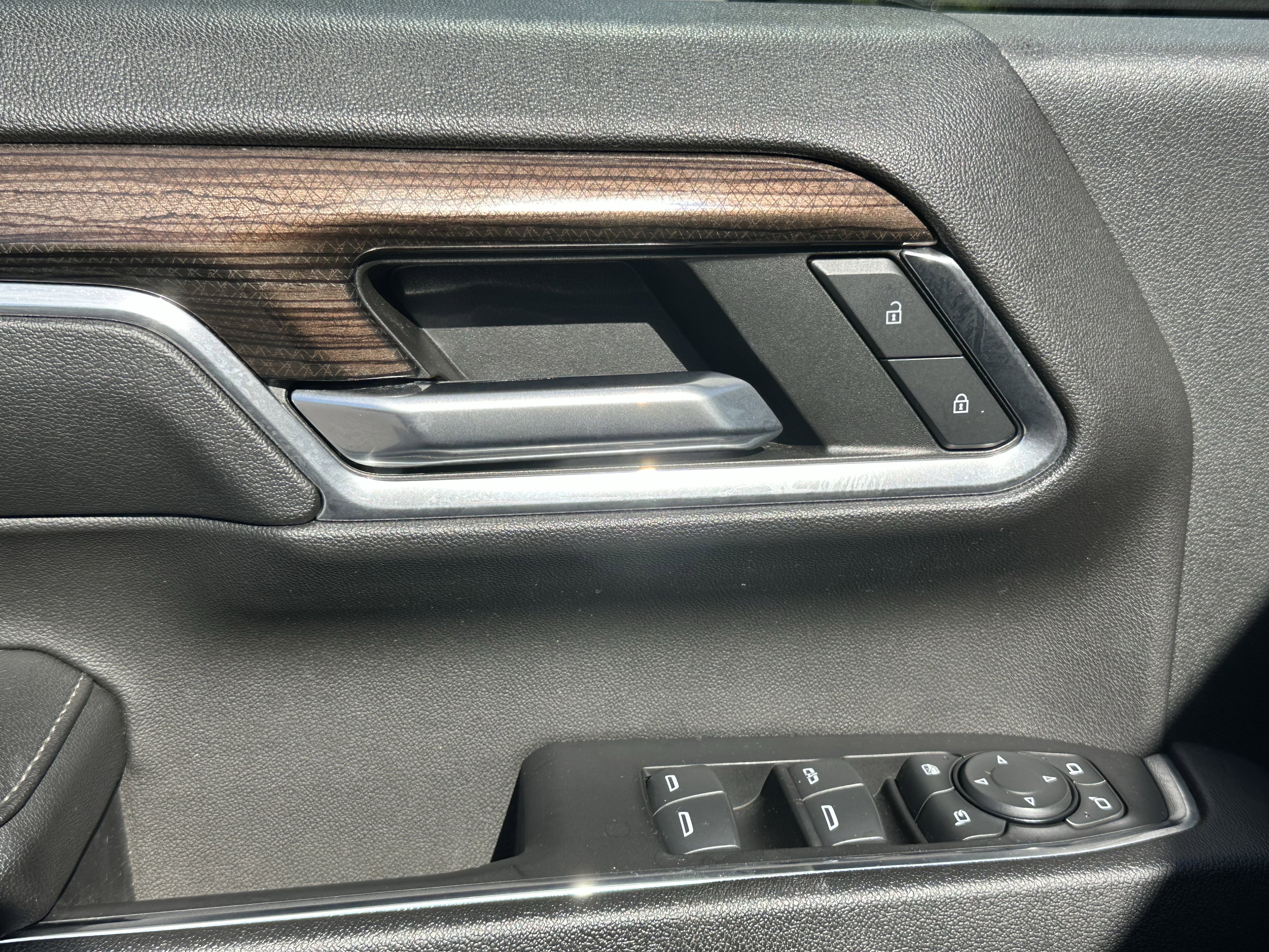 Certified 2024 Chevrolet Silverado 2500 LT w/ All Star Edition image 12