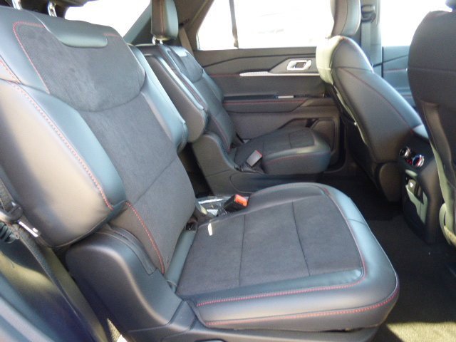 New 2026 Ford Explorer ST image 17