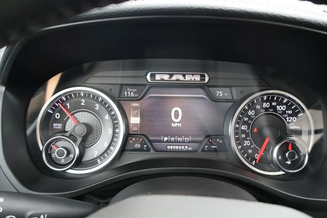 Used 2019 RAM 1500 Laramie image 12