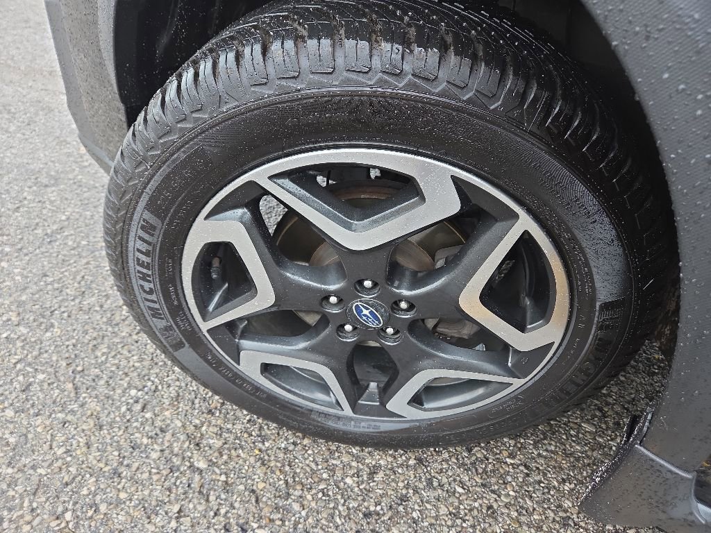 Used 2019 Subaru Crosstrek 2.0i Limited w/ Moonroof Package w/Navigation AWD/4WD image 9