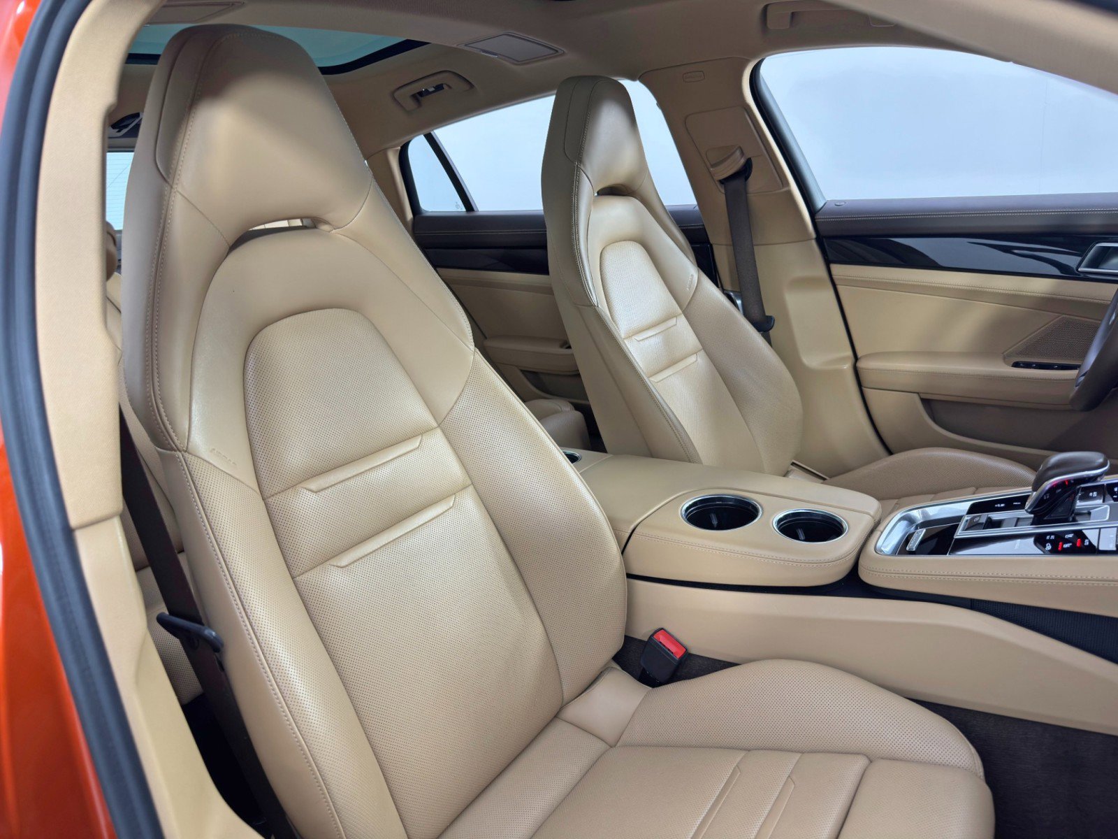 Used 2022 Porsche Panamera 4S Executive image 41