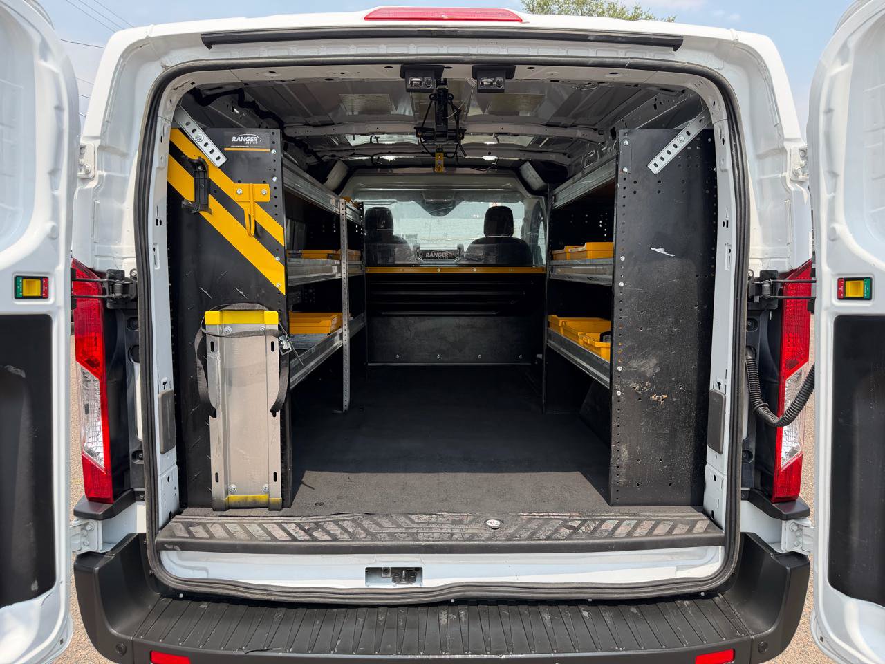 Used 2021 Ford Transit 250 Low Roof RWD image 25
