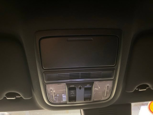 Used 2018 Honda Accord Sport image 14