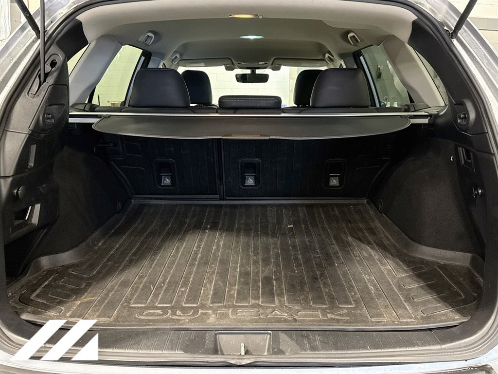Used 2019 Subaru Outback 2.5i Limited AWD/4WD image 26