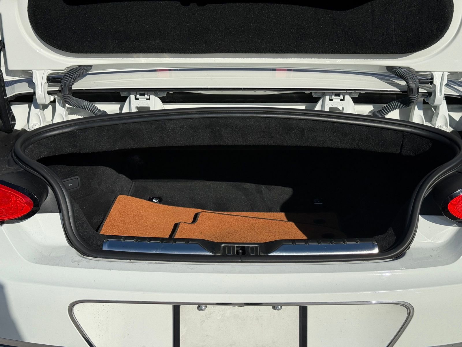 Used 2020 Bentley Continental GT image 12