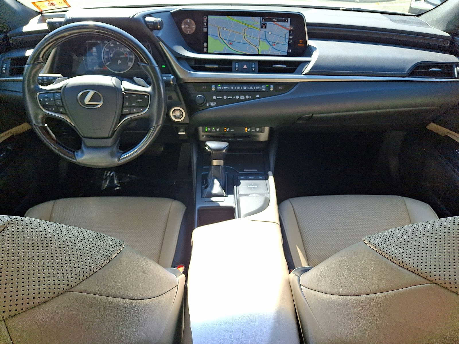Used 2019 Lexus ES 350 w/ Premium Package FWD image 10