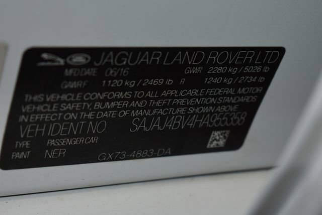 Used 2017 Jaguar XE Premium AWD/4WD image 37