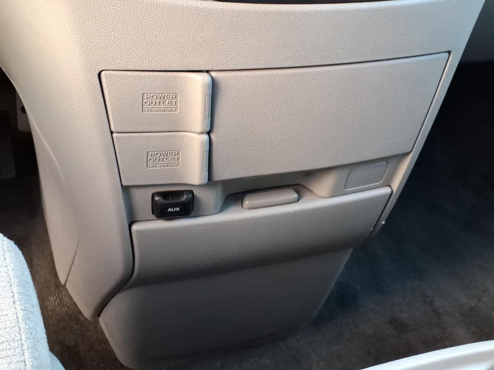 Used 2013 Honda Odyssey EX image 24