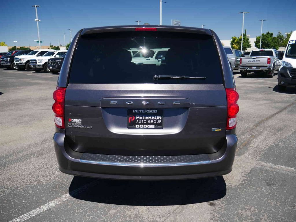 Used 2016 Dodge Grand Caravan SE FWD image 17