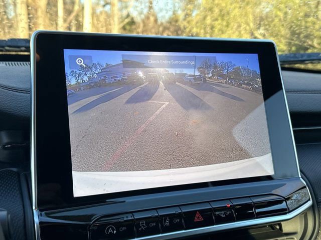 New 2026 Jeep Compass Limited image 30