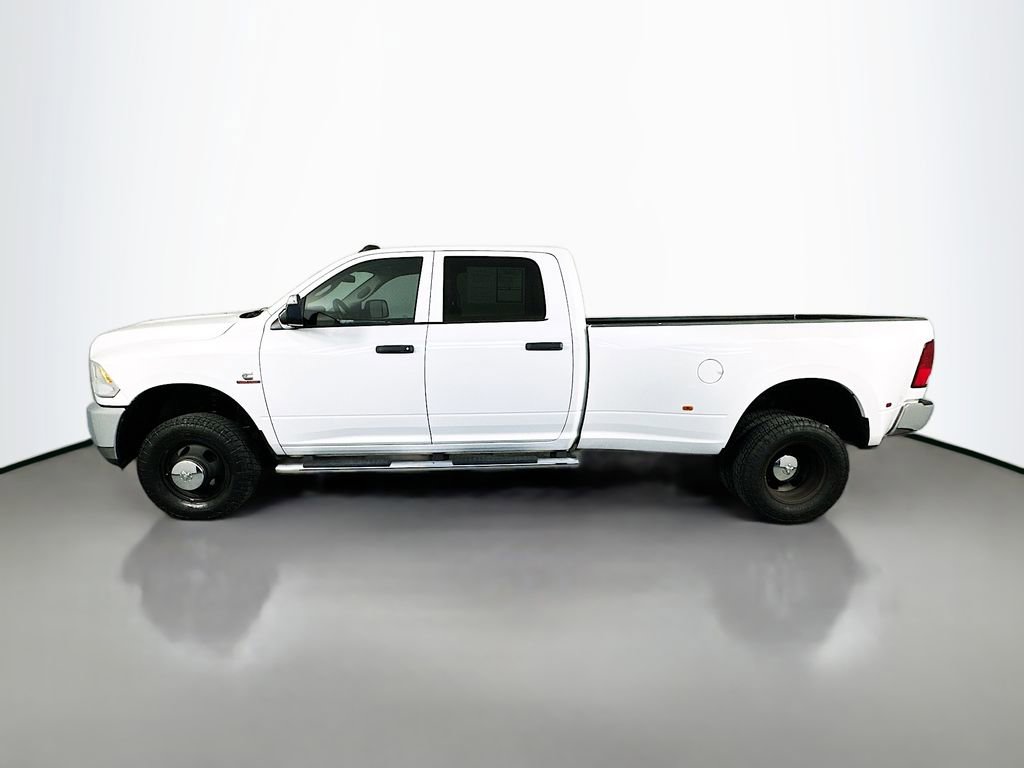 Used 2017 RAM 3500 Tradesman w/ Chrome Appearance Group AWD/4WD image 4