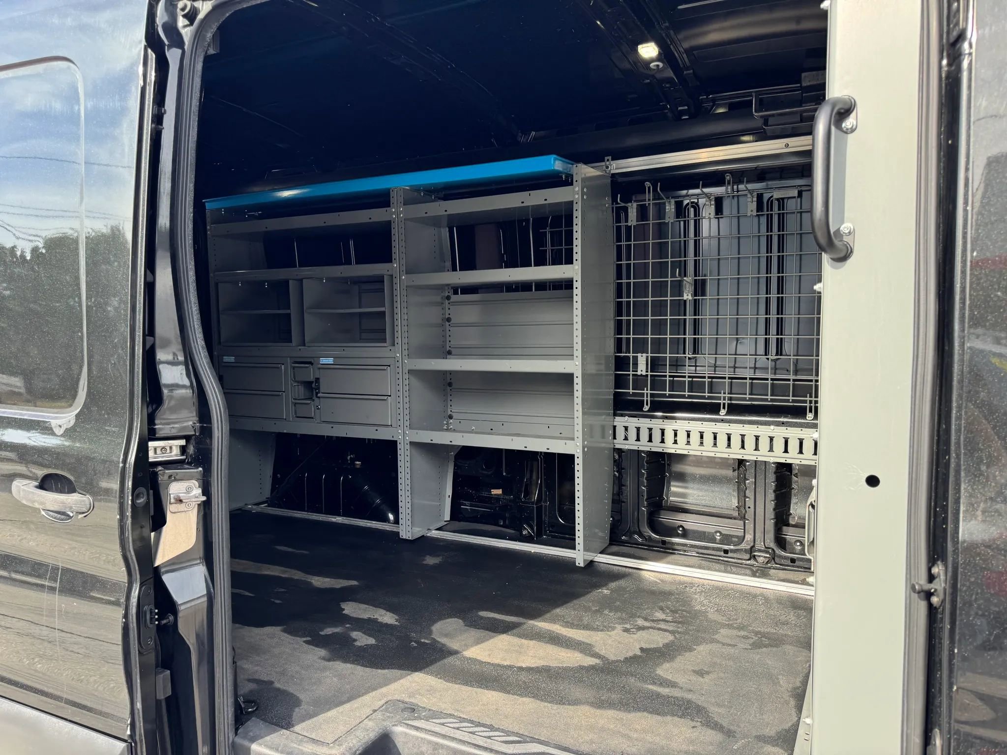 Used 2015 Ford Transit 250 148 Medium Roof image 30