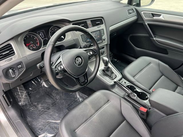 Used 2017 Volkswagen Golf Wolfsburg Edition image 12