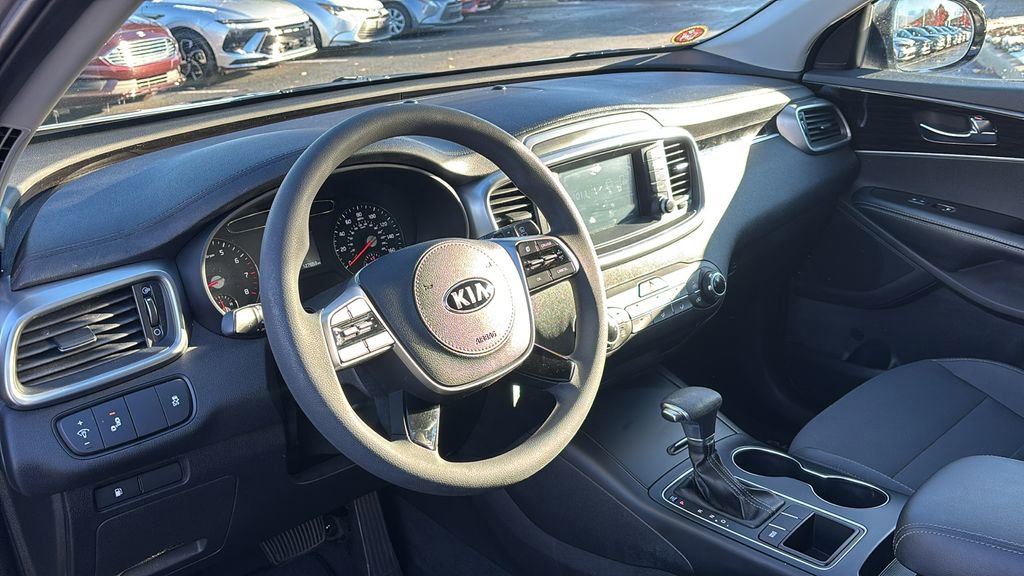 Used 2019 Kia Sorento LX image 23