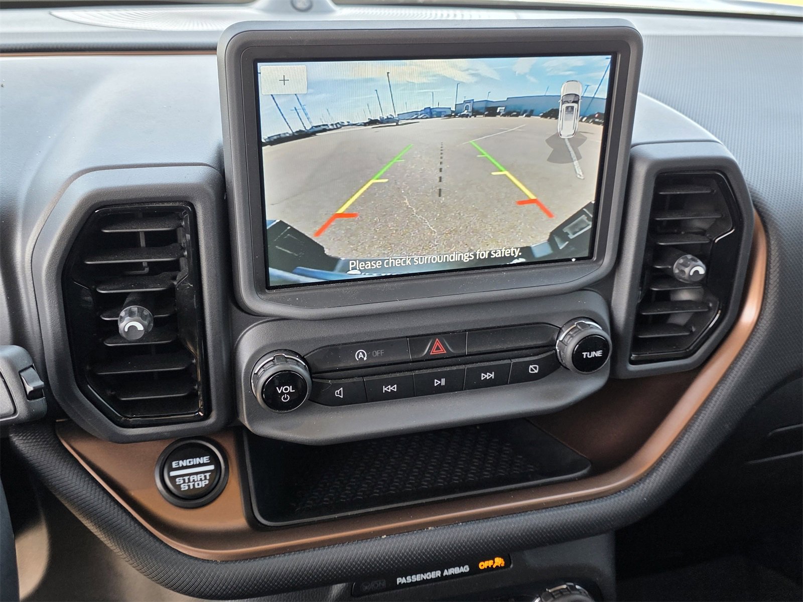 Used 2024 Ford Bronco Sport Outer Banks w/ Tech Package image 14