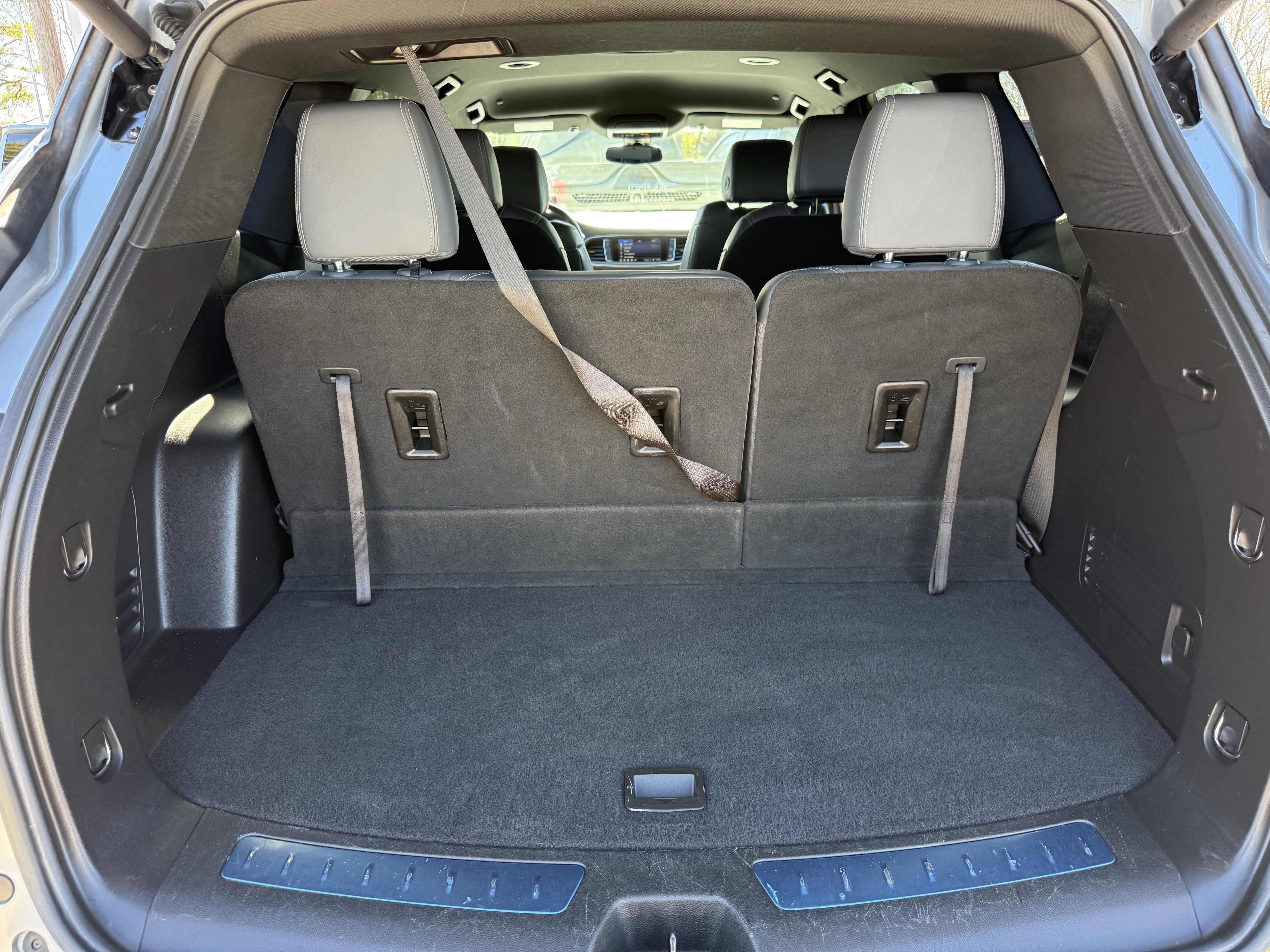 Used 2023 Buick Enclave Essence w/ Sport Touring Edition image 31