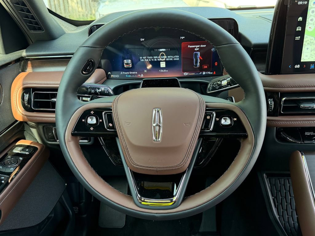 New 2026 Lincoln Aviator Reserve AWD/4WD image 13