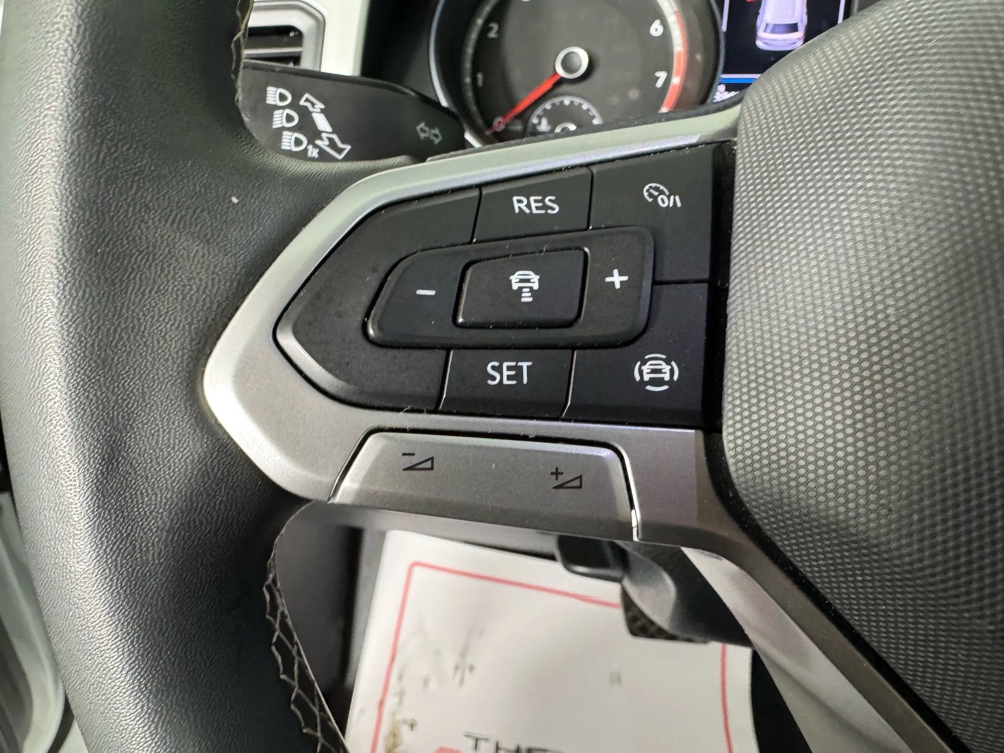 Used 2021 Volkswagen Atlas SE image 16