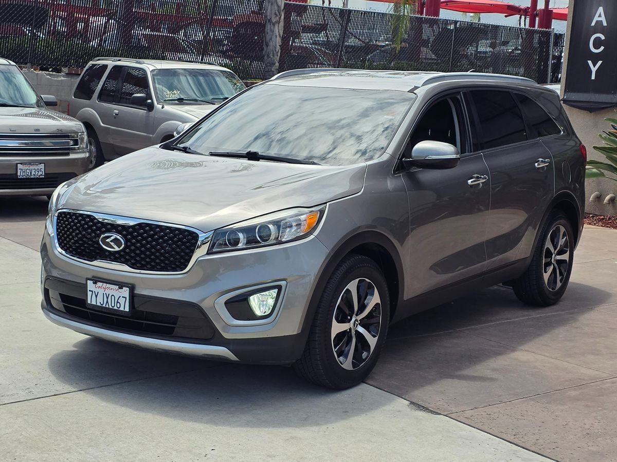 Used 2017 Kia Sorento EX w/ EX V6 Premium Package FWD image 6