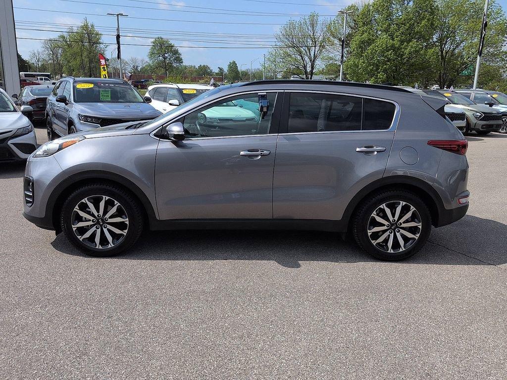 Used 2019 Kia Sportage EX w/ EX Premium Package FWD image 4