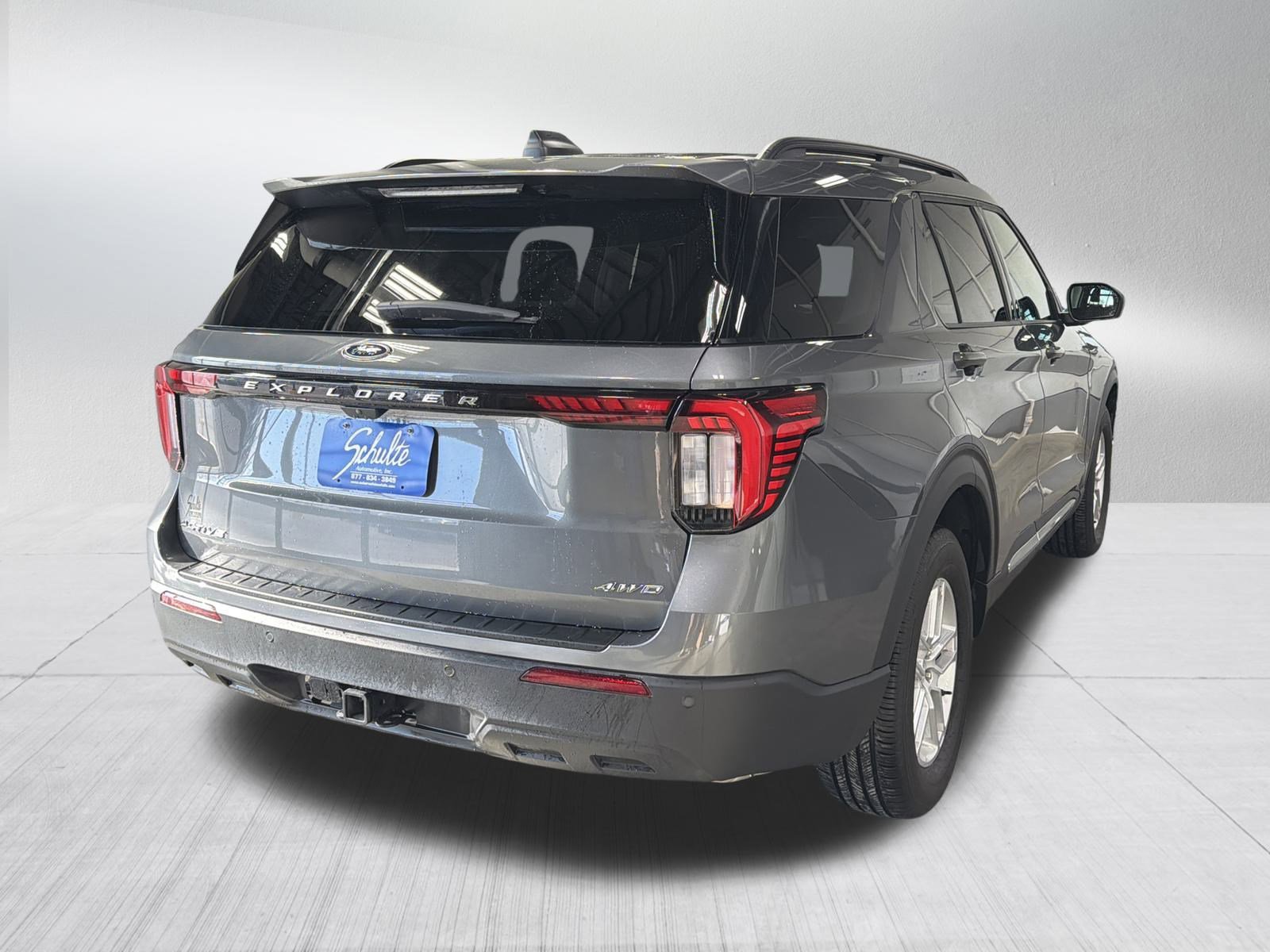 Used 2025 Ford Explorer Active image 7