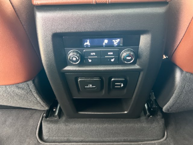 Certified 2018 Chevrolet Traverse High Country AWD/4WD image 20