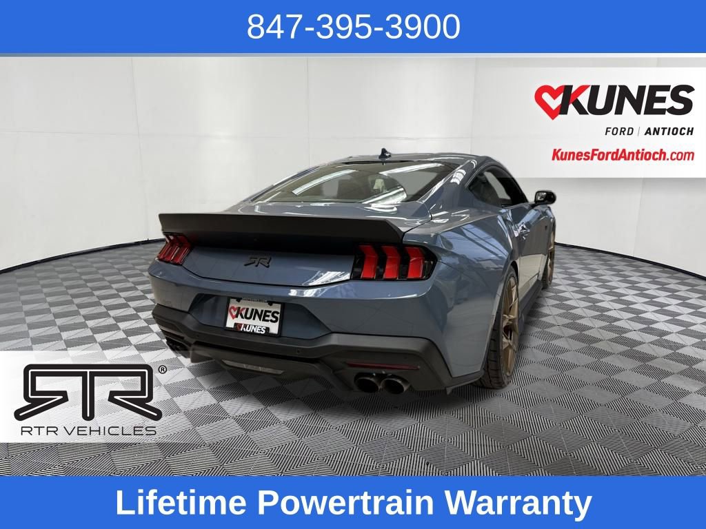 Used 2025 Ford Mustang GT Premium w/ GT Performance Package image 3