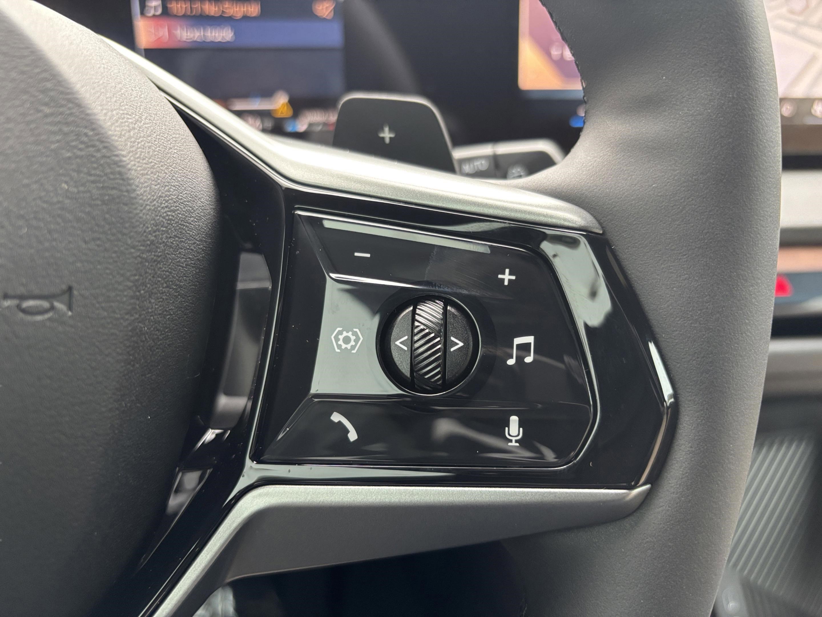 Used 2026 BMW X3 xDrive30 w/ Convenience Package image 10