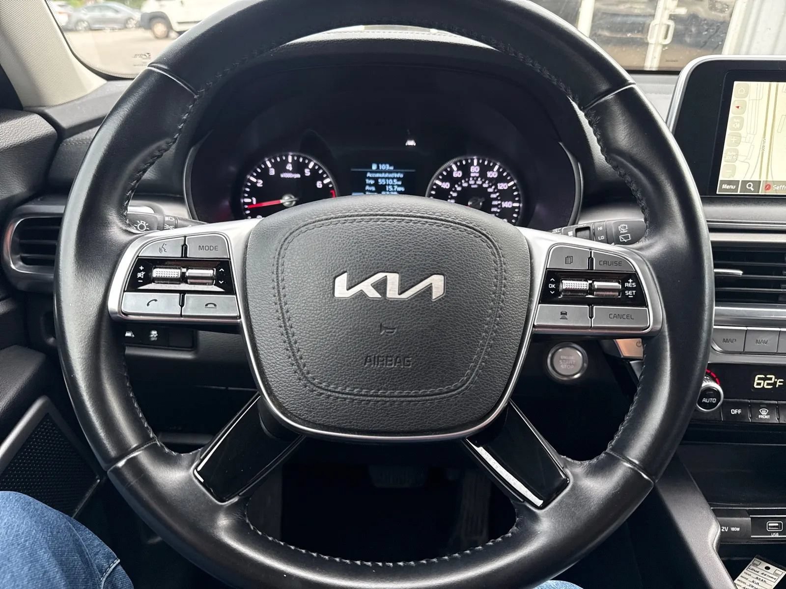 Used 2022 Kia Telluride LX AWD/4WD image 17