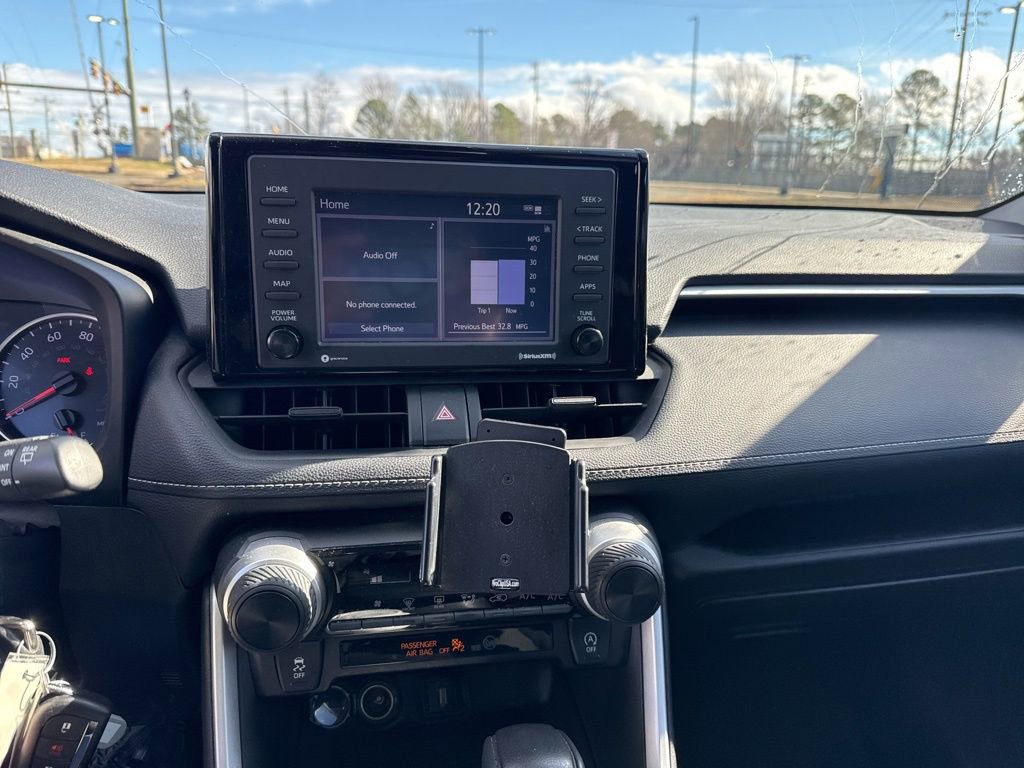 Used 2021 Toyota RAV4 LE image 35