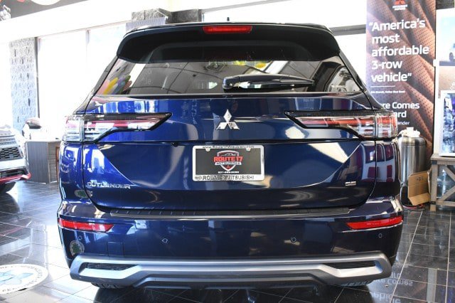 New 2026 Mitsubishi Outlander SE AWD/4WD image 16