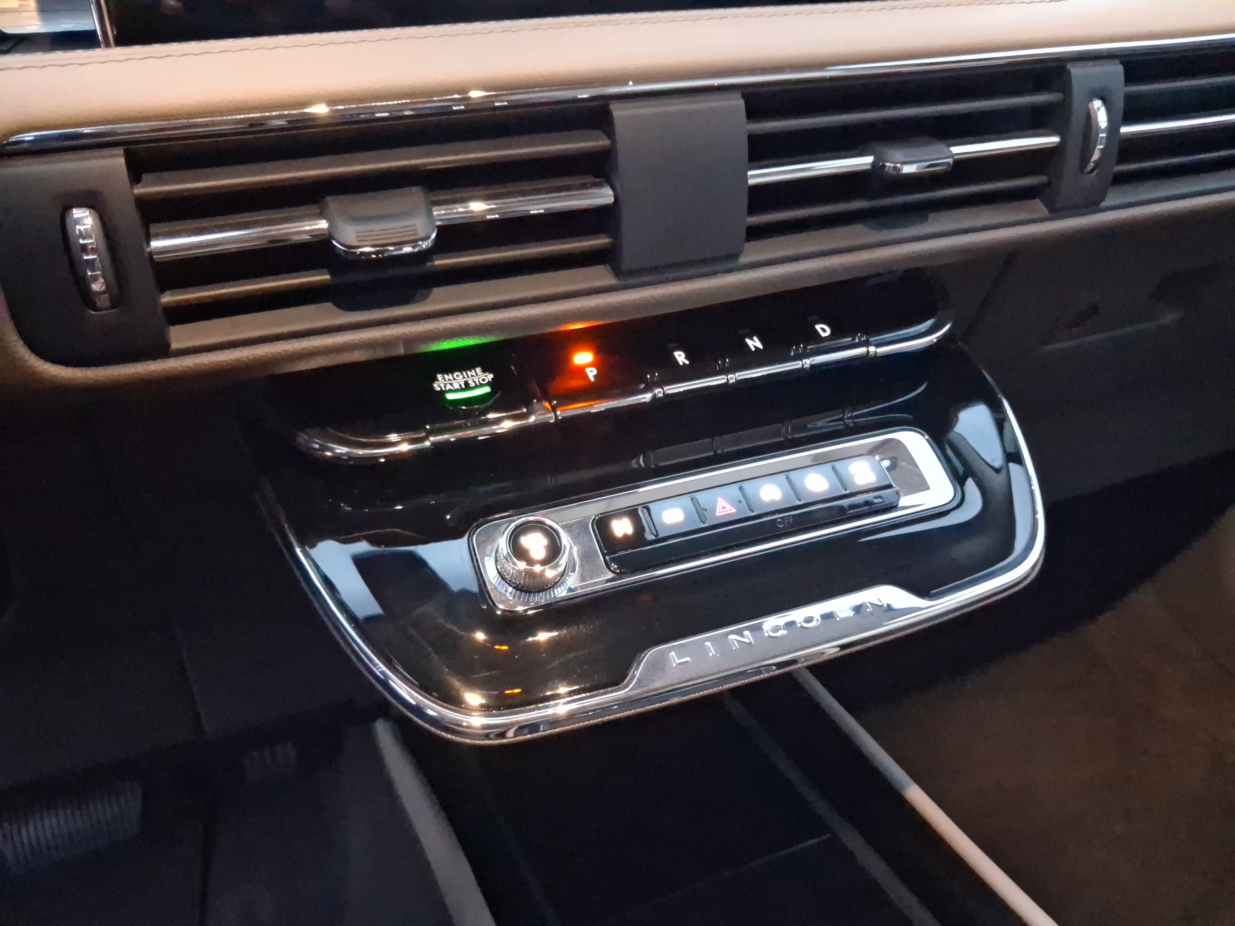 Certified 2024 Lincoln Corsair FWD image 20