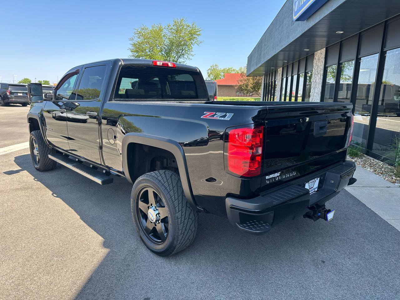 Used 2015 Chevrolet Silverado 3500 LT w/ LT Convenience Package AWD/4WD image 5