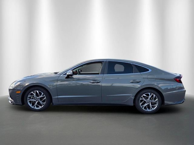 Used 2023 Hyundai Sonata SEL FWD image 2