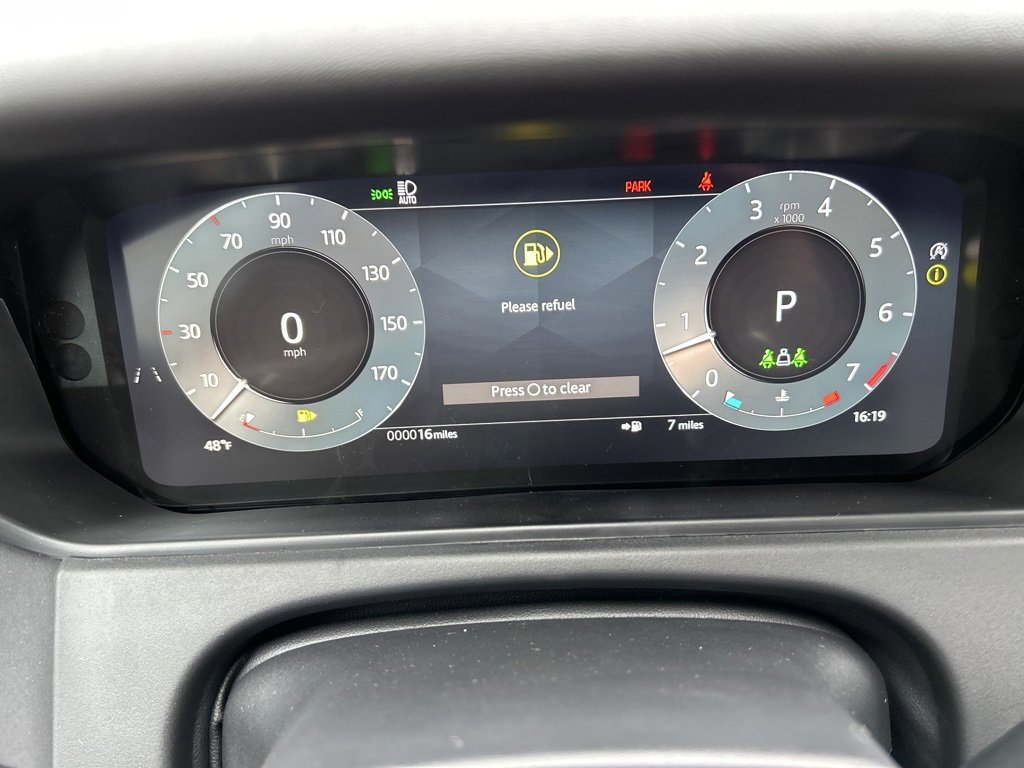 New 2026 Land Rover Range Rover Velar Dynamic SE image 27