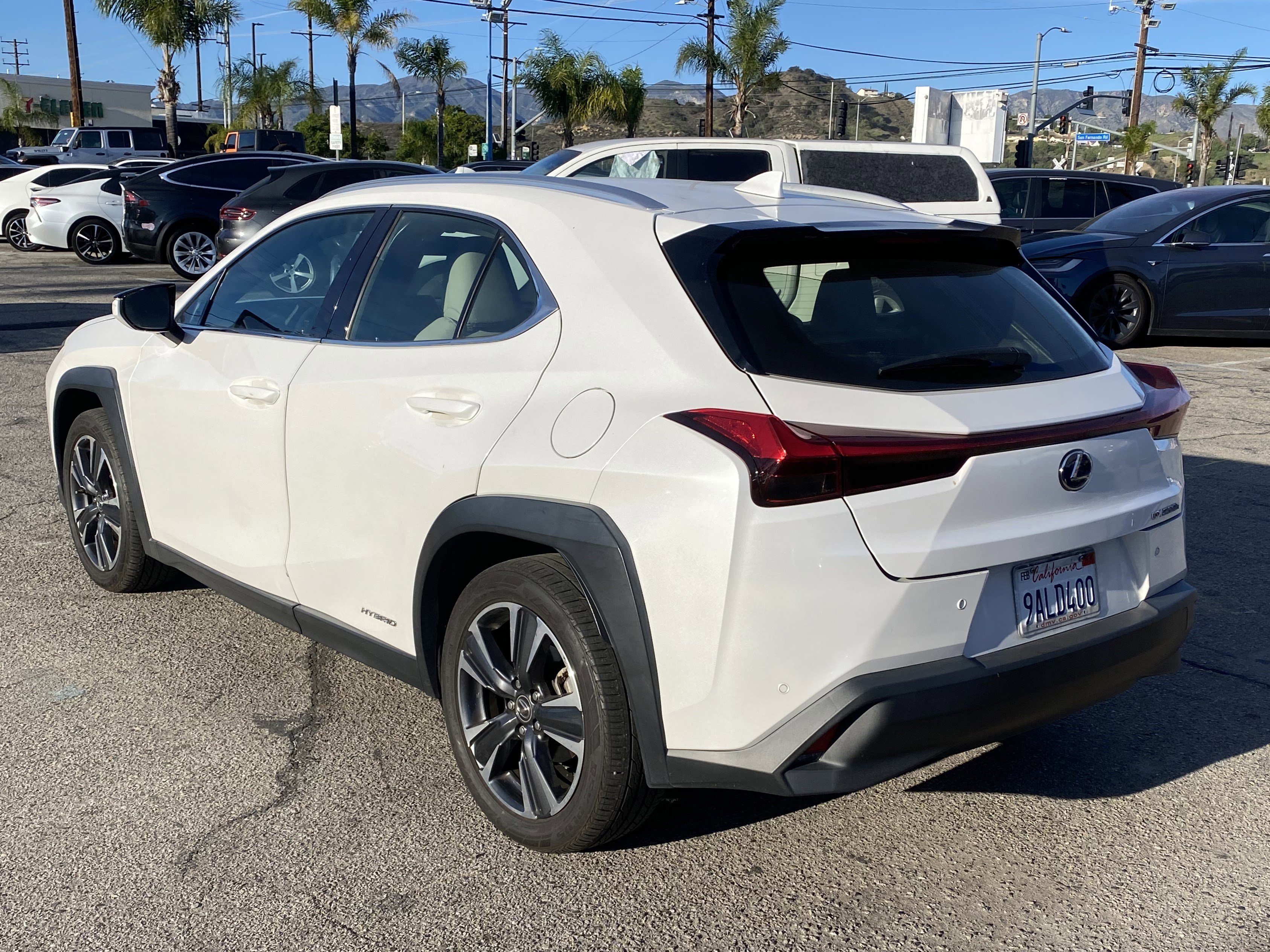 Used 2022 Lexus UX 250h w/ Accessory Package (Z1) image 10