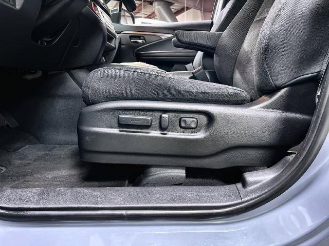 Used 2022 Honda Pilot Sport image 13