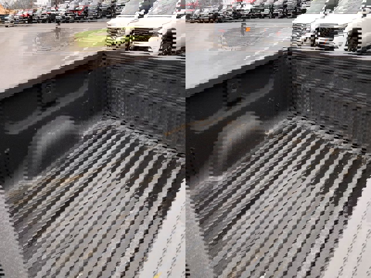 Used 2018 GMC Sierra 1500 SLT image 9