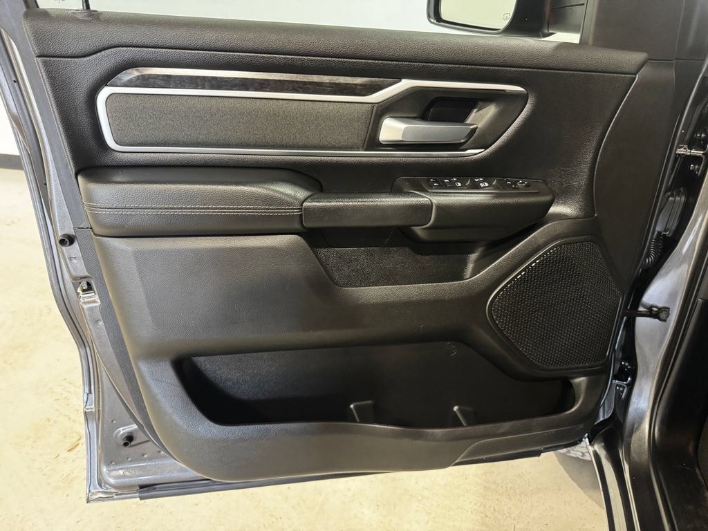 Used 2022 RAM 1500 Lone Star AWD/4WD image 17