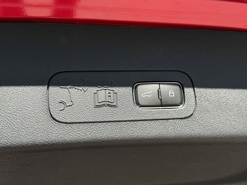New 2026 Lincoln Aviator AWD image 19