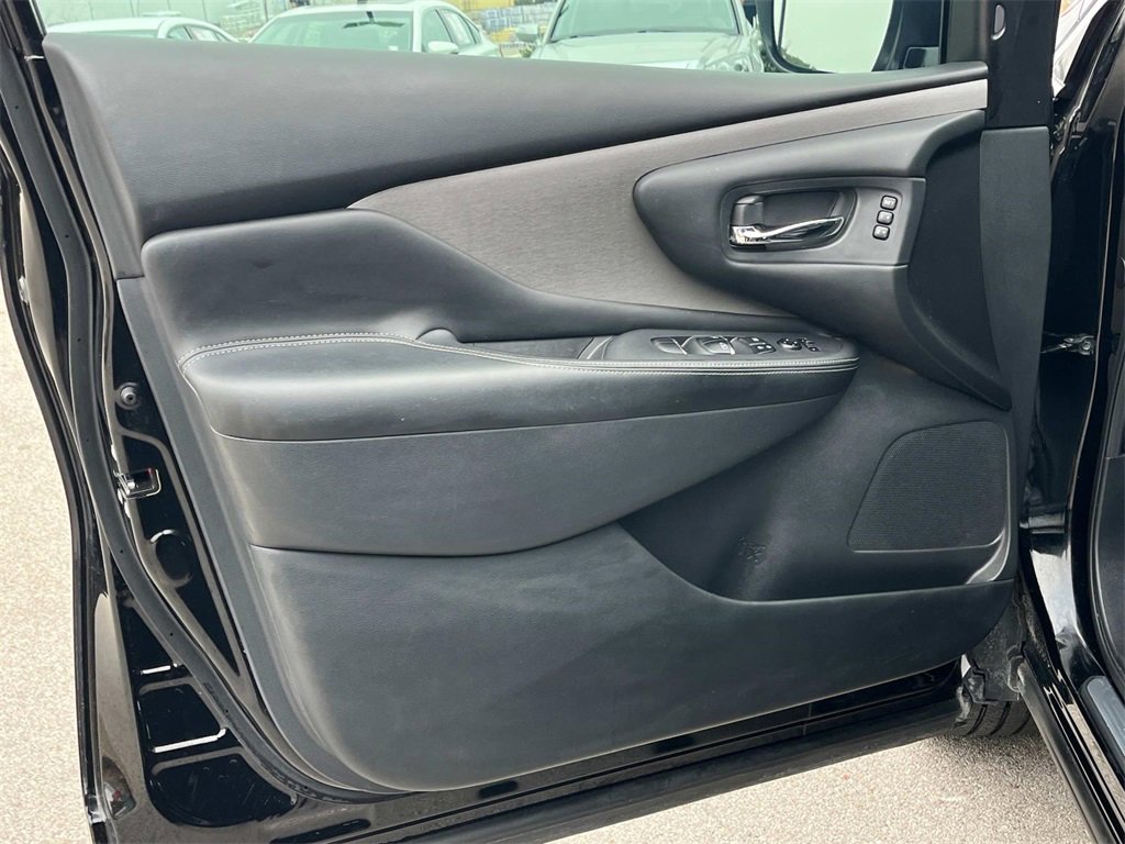 Used 2023 Nissan Murano SL w/ Cargo Package image 27