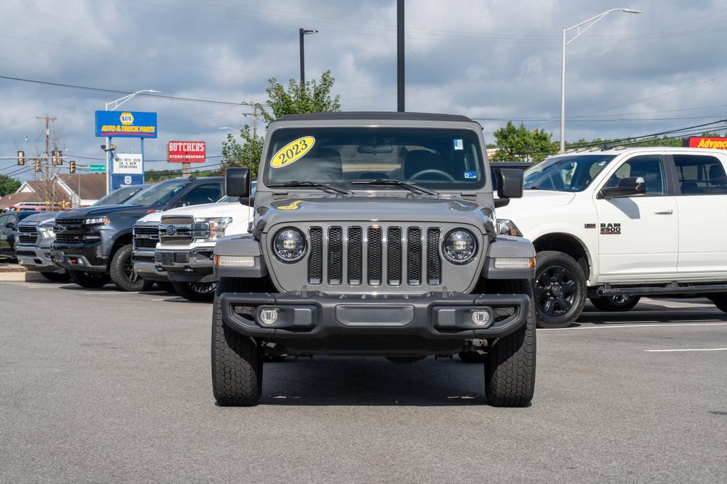 Used 2023 Jeep Wrangler Unlimited Sport AWD/4WD image 2