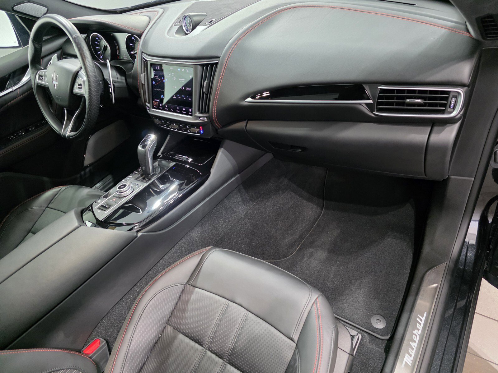 Used 2023 Maserati Levante Modena S image 23