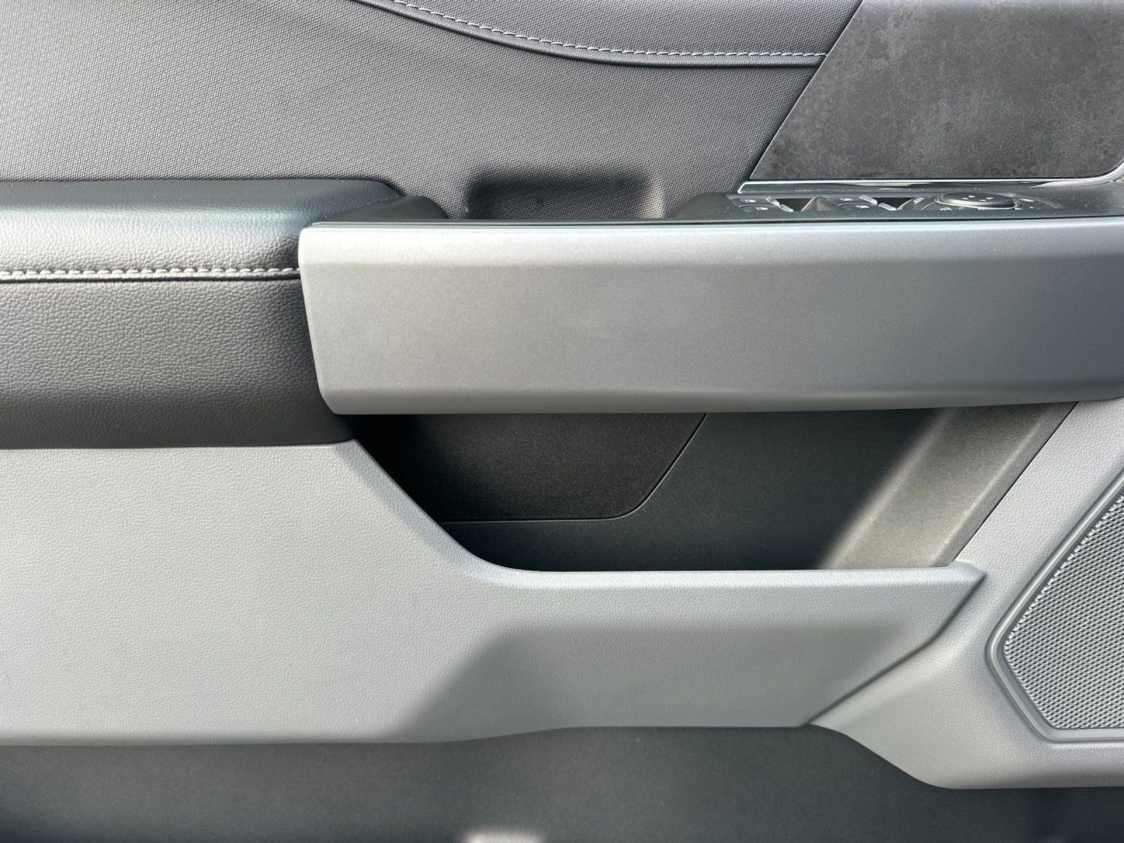 Used 2025 Ford F150 XLT w/ Equipment Group 301A Standard image 10