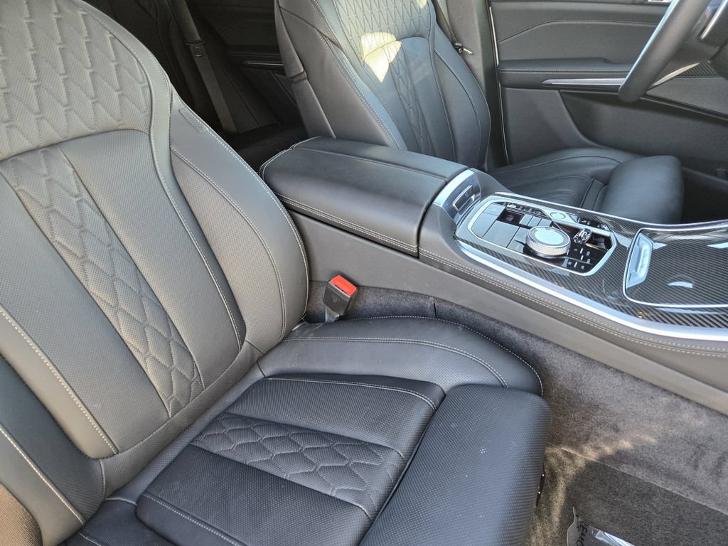 Certified 2026 BMW X5 M60i AWD/4WD image 16